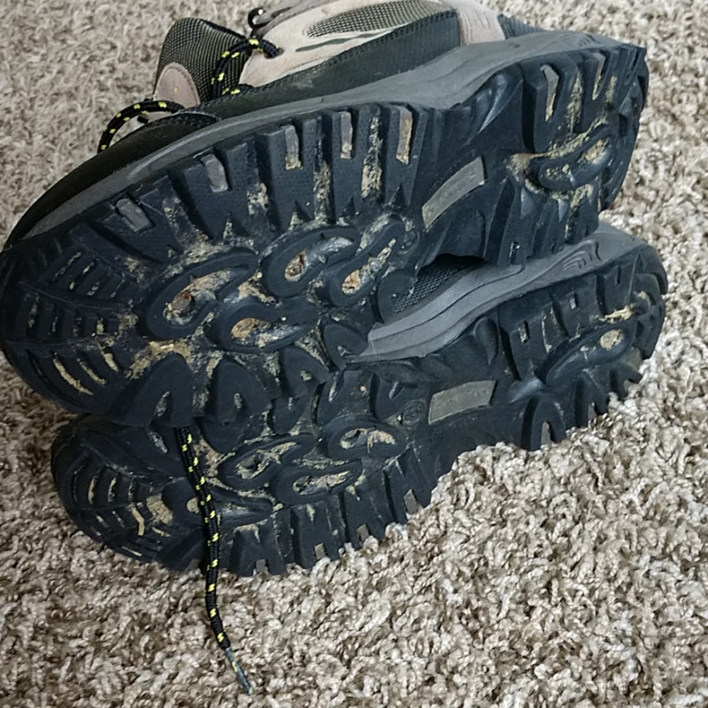 Boots - Picture 4 of 4